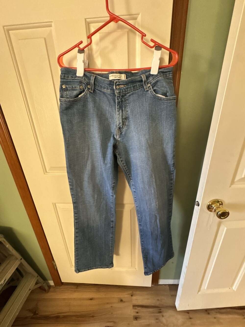 Levi's 550 Relaxed Boot Cut Jeans Blue Denim